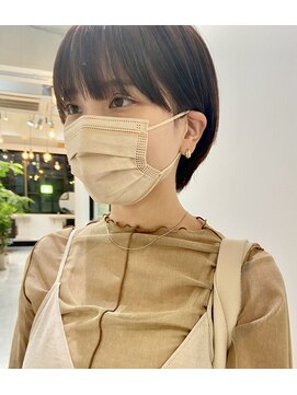 カリシア(CARICIA) ショート