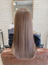 グローヘアーデザインスパ(Glow hairdesign spa) アッシュベージュ