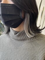 アン(Hair make un)&nbsp;【インナーカラー♪♪】ホワイトベージュ♪♪