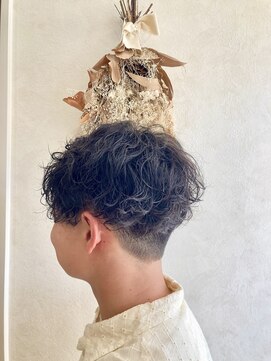 フラムグラス(Flamme Glas) スパイラル系パーマ