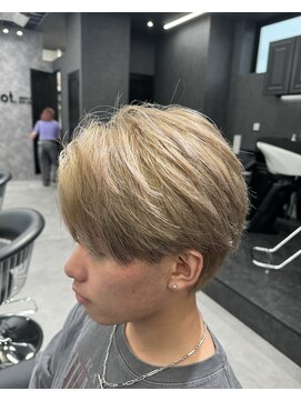 メンズ サロン ドット トウキョウ 町田店(men's salon dot. tokyo) 韓国風センターパート
