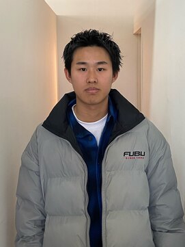 カートバイハイジ(Kurt by Heidi) スパイキーショート