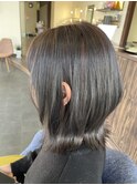20代30代40代  ミディアムボブ