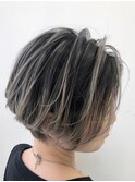 アッシュグレーボブ ヘアアレンジプードルパーマロングヘア
