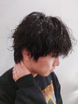 ジェネスタ(GENESTA) 古国府フェザーパーマニュアンスパーマセンターパートウルフ