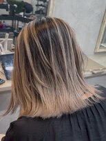 アポロ 横浜駅店(apollo)&nbsp;ブリーチ/ミディアムヘア/デザインカラー/フェイスフレーミング