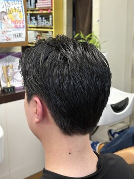 メンズヘア ササキ(sasaki) 刈り上げないで耳を出す