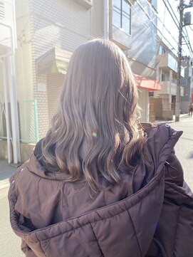 アルボ バイ ミラ 心斎橋(ARVO by MILA) 心斎橋/レイヤーカット/ダブルカラー/グレージュ