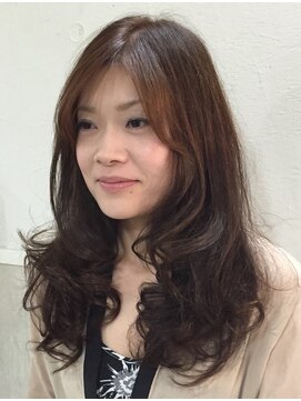 髪工房 ナチュラルシェイプ(natural shape) 巻髪風ウエーブ
