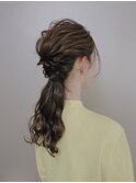 * arrange hair *