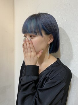 エル(EL by green) (Kotaro)耳かけスリークボブ×インナーブルー
