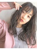 くびれヘア顔周り韓国レイヤーカット黒髪ショートミディアム/柏