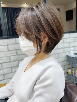 アヴァロン(AVALON) 絶壁解消・ひし形・くびれ・大人ショートボブ・30代40代【猪狩】