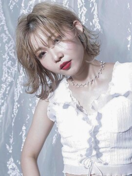 アイティー バイ アルバム 浦和店(IT by ALBUM) ホワイトベージュ_カーキグレージュマッシュショート_8771