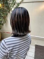 メイクス 表参道(MAKE'S omotesando)&nbsp;黒髪べースのランダムハイライト