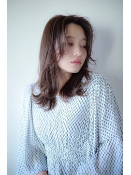 ラべリー 池袋(LOVELEY) 大流行中レイヤーカット×ミルクティーカラー【池袋】