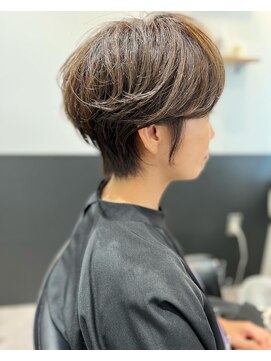 ラトリエコンタン(L´atelier Content) 【Lateliercontent MIHO】40代50代60代　クセをいかしたショート