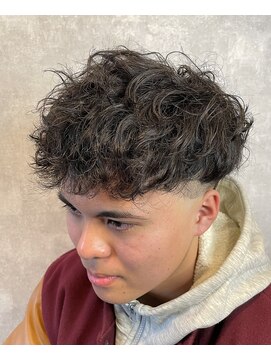 フリー(FREE) スペインカール メンズパーマメンズカットメンズ