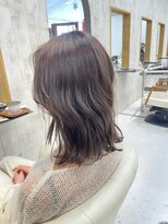 ルース(RUTH)&nbsp;ラフなミディアムヘア