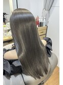 暗髪で髪質改善で艶髪に◎