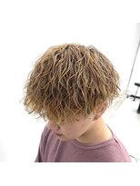 ランディ(RANDY)&nbsp;メンズ マッシュ ブリーチパーマ 波巻きパーマ 【RANDY】