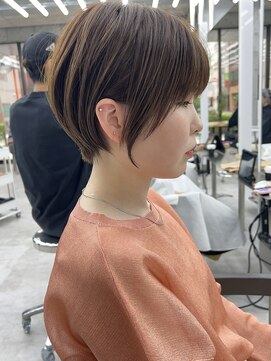 ビューブルー 亀戸錦糸町(VIEW BLUE) 美髪シアーカラーピンクブラウンショートカット切りっぱなしボブ