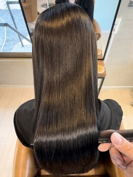 タスメット(+Met.) 髪質改善/縮毛矯正/白髪染め/美髪/艶髪/+Met./30代/40代/50代