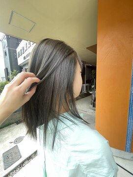 ジュビレ オリーブベージュ