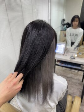 アジールヘア 所沢プロペ通り店(agir hair) インナーシルバー小顔ワンレンカットケアブリーチハイトーン所沢