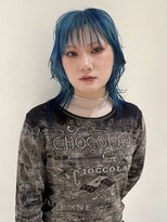 ローエ バイ デコ(Rohe by DECO)&nbsp;【廣川】ターコイズ×ブルー/ウルフ/ギザギザバング