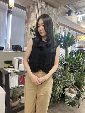 リラ バイ クオーレ(LIRA by CUORE) 韓国風レイヤー