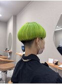 刈り上げマッシュ ショート ハイトーン 蛍光 ブリーチ 三宮