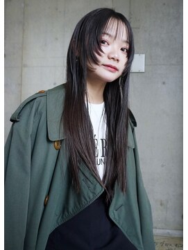 ハーヒム(her him) 黒髪ロング/ストレート/ロングヘア/レイヤーカット/警固