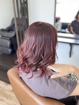 ピンクブラウン