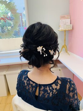ラプンツェル(Rapunzel) お呼ばれスタイル
