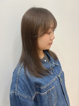 ティンク 関内(Tink) つやつや赤みなしベージュ