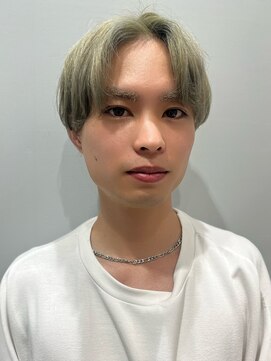 アリュア(Allure) オリーブベージュ/メンズハイトーン/ラウンドマッシュ