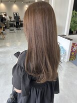 エミュ(emu.) 赤みを抑えたやわらかベージュ◎