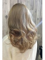 トムキャット(TOM CAT) 【新宿TOMCAT】ホワイトベージュ