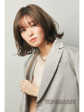 トニーアンドガイニイガタ(TONI&GUY NIIGATA) レイヤードボブ