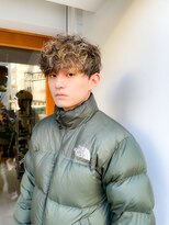 シツ(situ) ハイライトパーマ