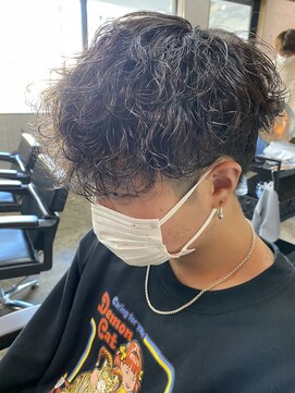 クルー(CREW) スパイラルパーマ