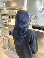 リトバイプティパ(Lit by petit-pas) ツヤ感ネイビーブルー