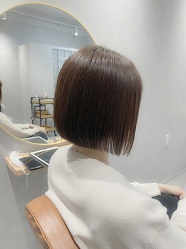 リーシュ(Re:sh) ぱつっとボブ/ブラウンベージュ/艶髪/オイルカラー