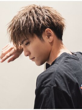 リップス レイ ギンザ(LIPPS Ray GINZA) ソフトツイスト無造作ツーブロックマッシュ