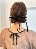 ヘアアレンジ　お呼ばれヘア　お団子ツイン　リボンへア　20代