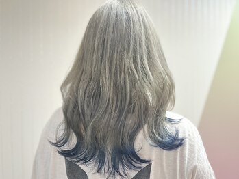 ウサギジュニア(ウサギjr.)の写真/ビビッドカラー、ダブルカラーやグラデーションも大歓迎！個性派カラーもウサギjr.ならプチプラで叶う♪