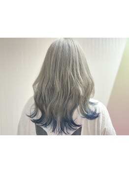 ビビッドカラー、ダブルカラーやグラデーションも大歓迎！個性派カラーもウサギjr.ならプチプラで叶う♪