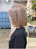 渋谷ブリーチカラータッセルボブ顔周りレイヤー切りっぱなしボブ