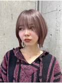 ミルクティーピンクグレージュミディアムウルフレイヤー長めボブ